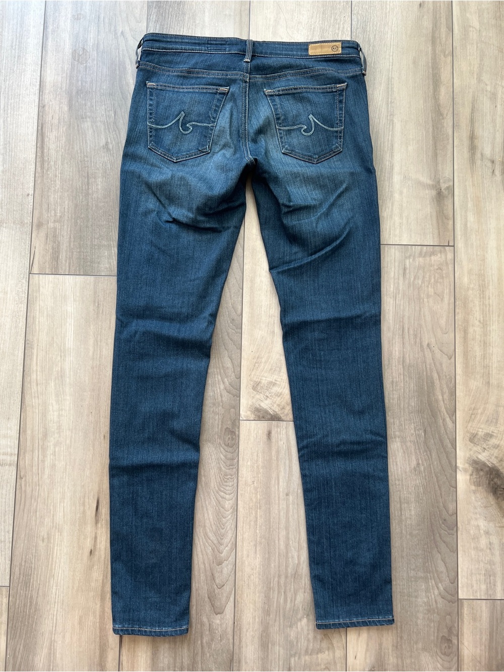 AG Adriano Goldschmied Dark Wash The legging Super Skinny Jeans Women's 27R - Picture 2 of 14